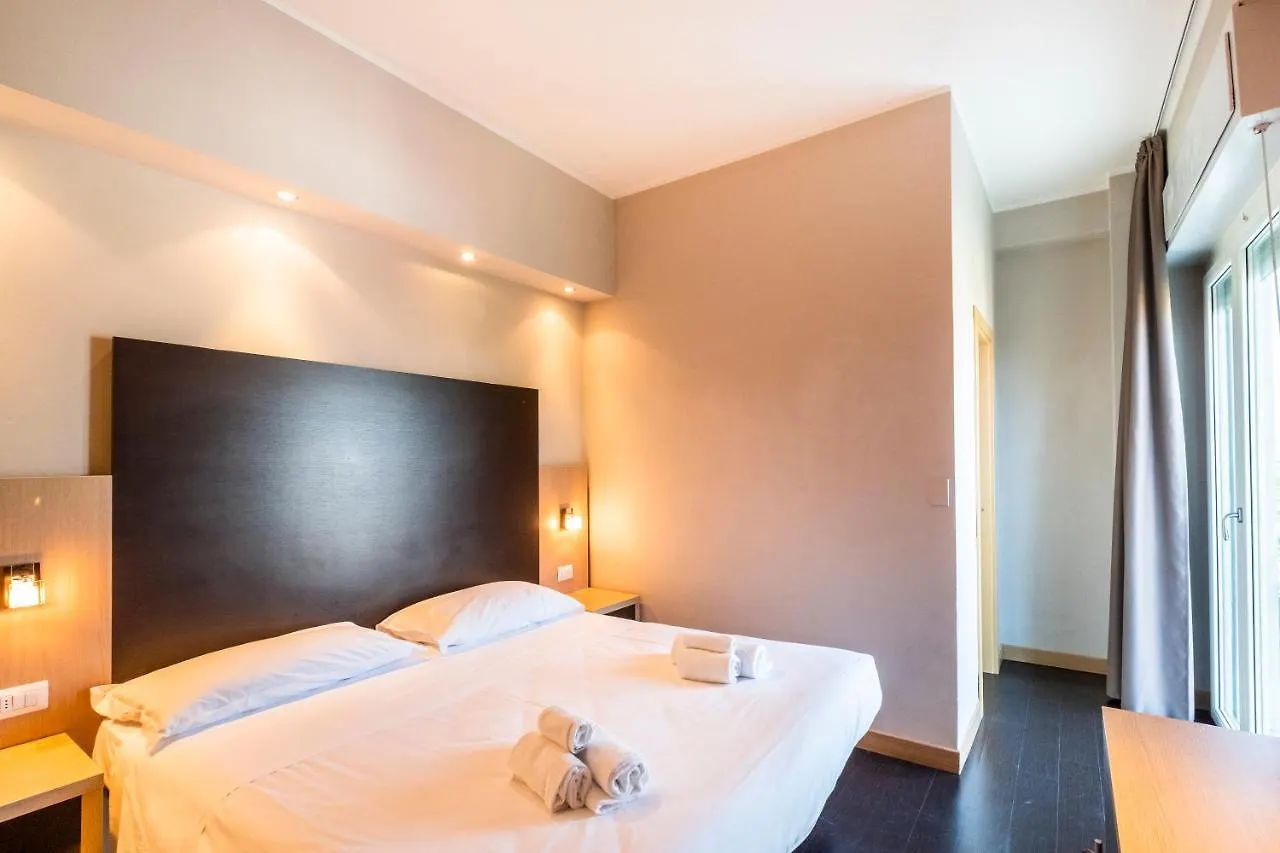 Hotel Aiglon Rimini 3*,  Włochy